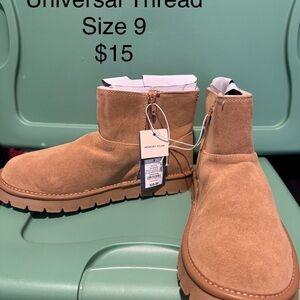 Size 9 Universal Thread Brown Suede Boots